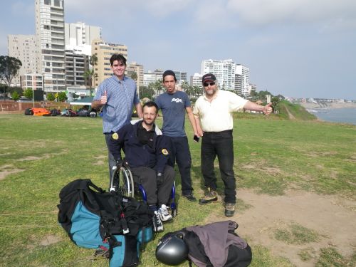 XANDES members in Miraflores