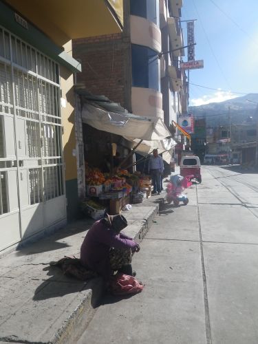 lazy afternoon , siesta time in Huaraz